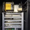 []韩国斗D山NM5705式立加工中心三轴线轨，BT40主轴转速8.